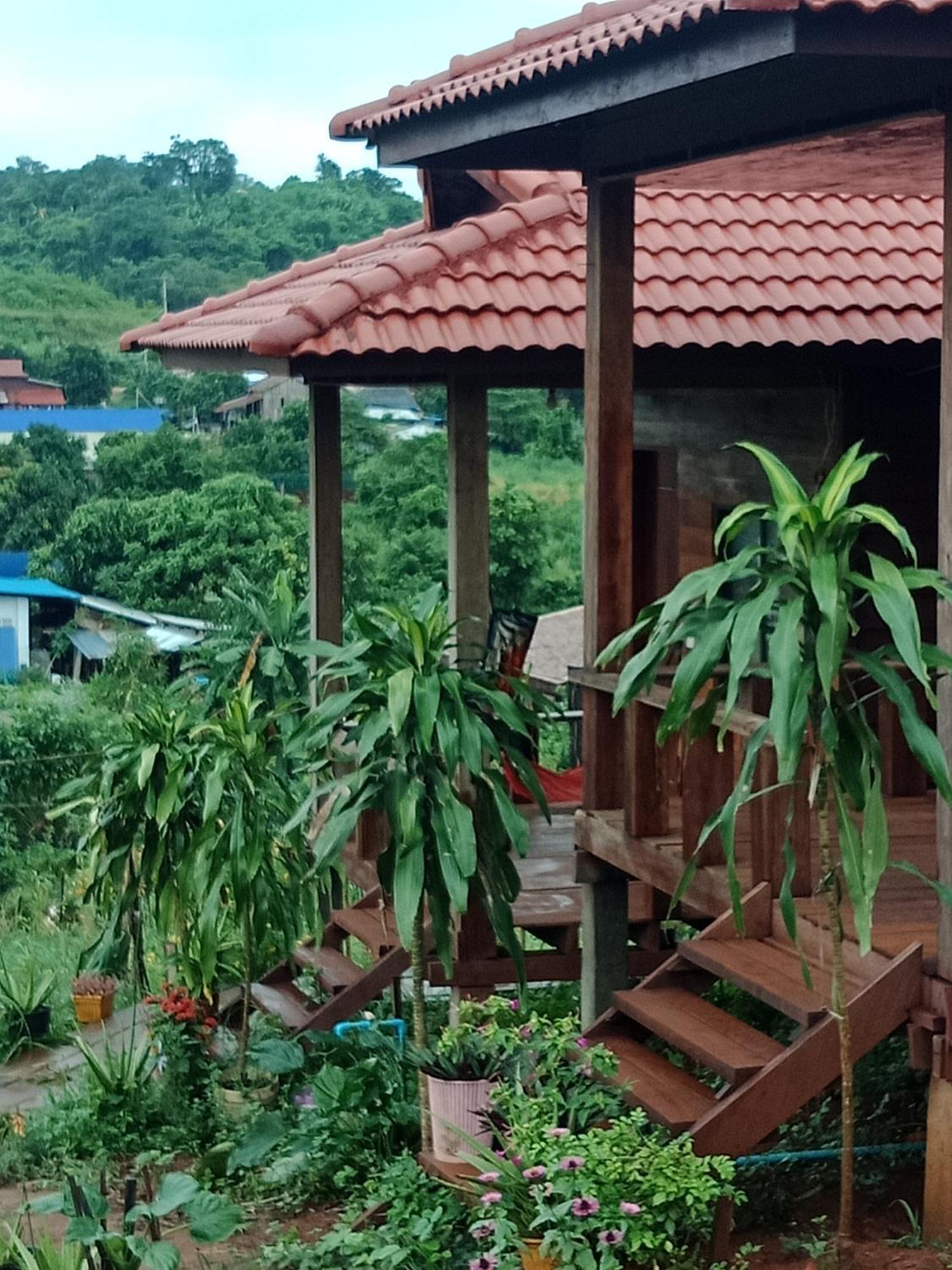 Happy Bungalow & Trekking Banlung Exterior foto