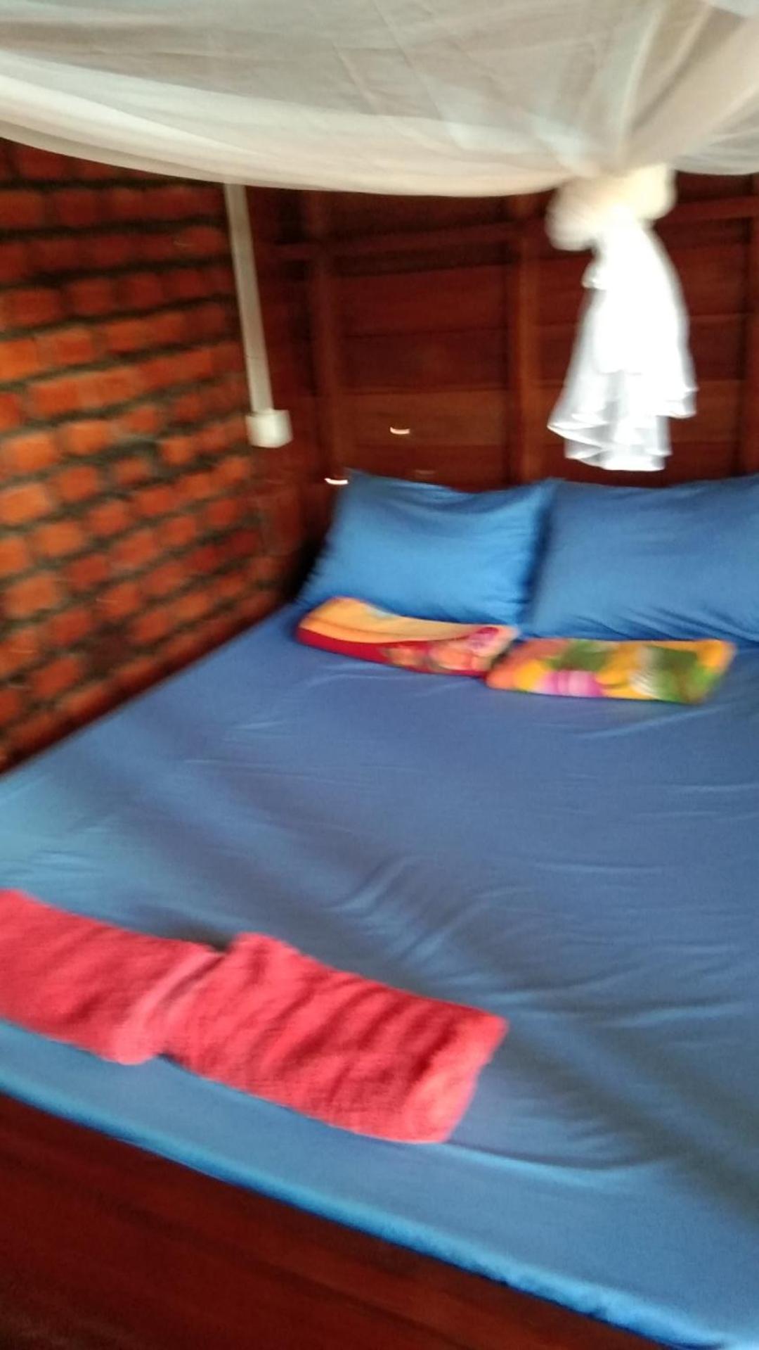 Happy Bungalow & Trekking Banlung Zimmer foto